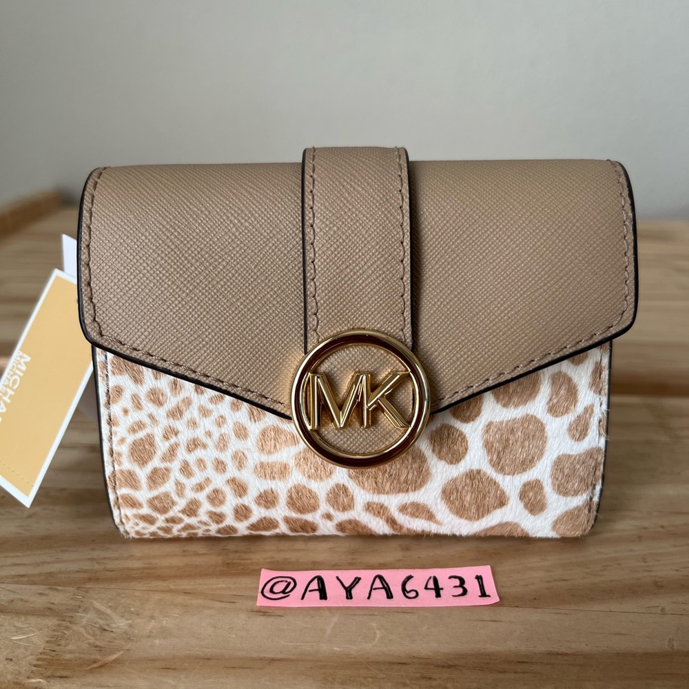 Michael Kors Wallet🎈🎈
